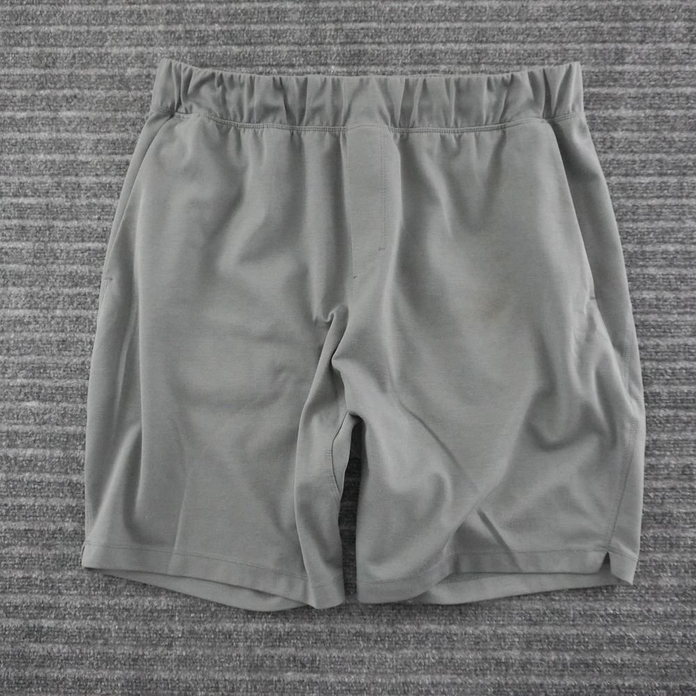 Lululemon Athletic Shorts Mens XL Gray Performance Drawstring Workout Shorts